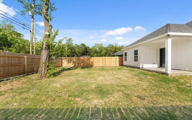 3501 Thannisch Avenue, Fort Worth, TX 76105, 4 Bedrooms Bedrooms, ,2 BathroomsBathrooms,Residential,For Sale,3501 Thannisch Avenue,21017150