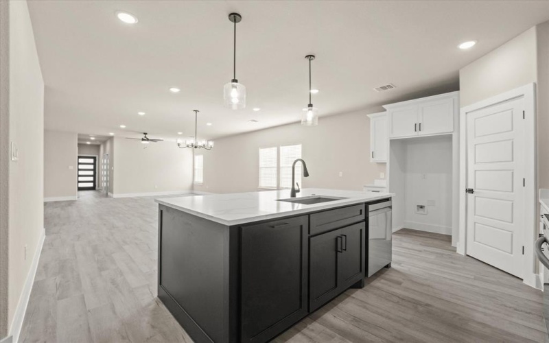 3501 Thannisch Avenue, Fort Worth, TX 76105, 4 Bedrooms Bedrooms, ,2 BathroomsBathrooms,Residential,For Sale,3501 Thannisch Avenue,21017150