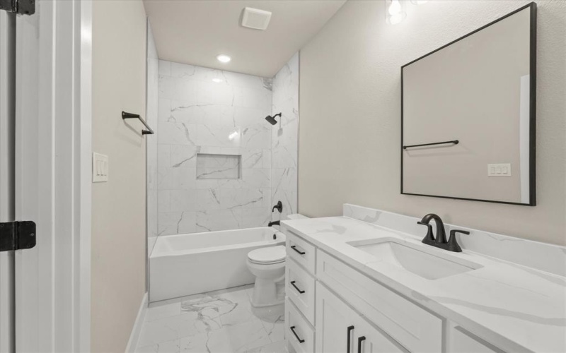 3501 Thannisch Avenue, Fort Worth, TX 76105, 4 Bedrooms Bedrooms, ,2 BathroomsBathrooms,Residential,For Sale,3501 Thannisch Avenue,21017150
