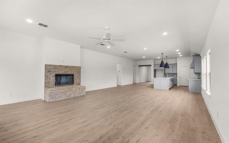 145 Tobiano Trace, Brock, TX 76087, 4 Bedrooms Bedrooms, ,3 BathroomsBathrooms,Residential,For Sale,145 Tobiano Trace,0,21017362