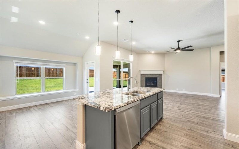 228 Claywood Drive, Glenn Heights, TX 75154, 3 Bedrooms Bedrooms, ,2 BathroomsBathrooms,Residential,For Sale,228 Claywood Drive,0,21017393