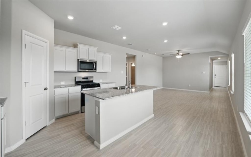 613 SHADED GROVE Drive, Denton, TX 76249, 3 Bedrooms Bedrooms, ,2 BathroomsBathrooms,Residential,For Sale,613 SHADED GROVE Drive,21017415