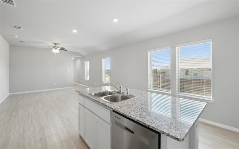 613 SHADED GROVE Drive, Denton, TX 76249, 3 Bedrooms Bedrooms, ,2 BathroomsBathrooms,Residential,For Sale,613 SHADED GROVE Drive,21017415
