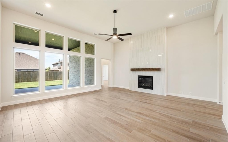 2614 Acton Drive, Mansfield, TX 76084, 5 Bedrooms Bedrooms, ,5 BathroomsBathrooms,Residential,For Sale,2614 Acton Drive,0,21017752