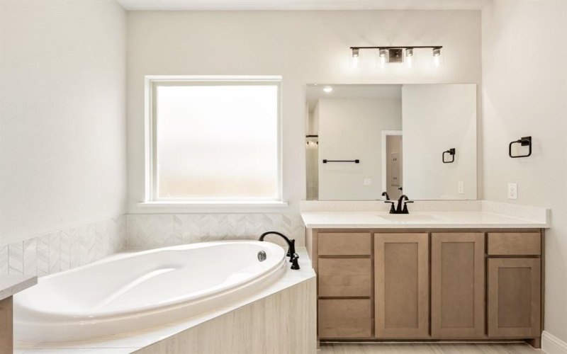 2612 Acton Drive, Mansfield, TX 76084, 5 Habitaciones Habitaciones , ,5 BañosBaños,Residential,En Venta,2612 Acton Drive,0,21017789