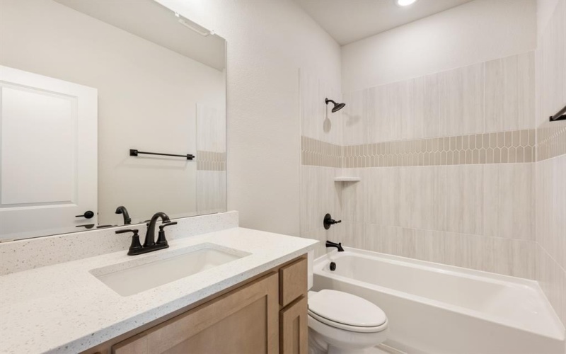 2612 Acton Drive, Mansfield, TX 76084, 5 Habitaciones Habitaciones , ,5 BañosBaños,Residential,En Venta,2612 Acton Drive,0,21017789