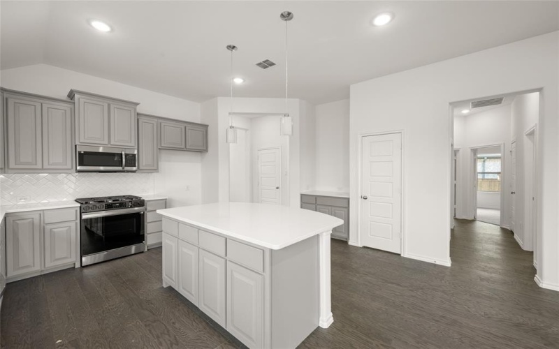 4329 Sun Meadow Drive, Joshua, TX 76058, 3 Bedrooms Bedrooms, ,2 BathroomsBathrooms,Residential,For Sale,4329 Sun Meadow Drive,0,21018053