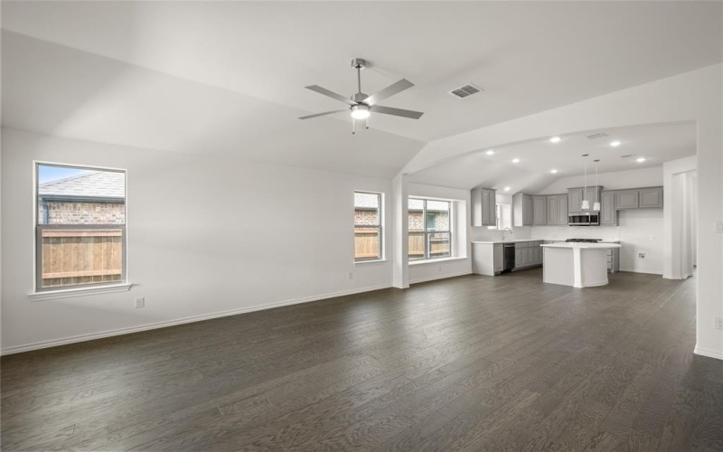 4329 Sun Meadow Drive, Joshua, TX 76058, 3 Bedrooms Bedrooms, ,2 BathroomsBathrooms,Residential,For Sale,4329 Sun Meadow Drive,0,21018053