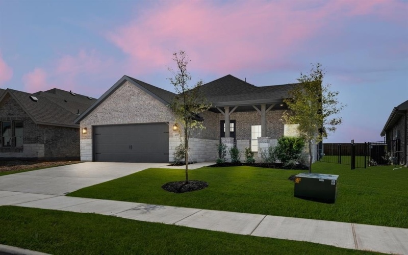 4325 Sun Meadow Drive, Joshua, TX 76058, 3 Bedrooms Bedrooms, ,2 BathroomsBathrooms,Residential,For Sale,4325 Sun Meadow Drive,0,21018058
