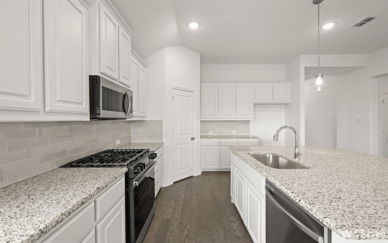 4325 Sun Meadow Drive, Joshua, TX 76058, 3 Bedrooms Bedrooms, ,2 BathroomsBathrooms,Residential,For Sale,4325 Sun Meadow Drive,0,21018058