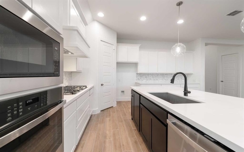 249 Woodoat Road, Waxahachie, TX 75165, 4 Bedrooms Bedrooms, ,3 BathroomsBathrooms,Residential,For Sale,249 Woodoat Road,0,21018167