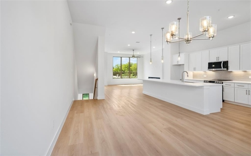 13351 Goodland Street #207, Farmers Branch, TX 75234, 3 Habitaciones Habitaciones , ,3 BañosBaños,Residential,En Venta,13351 Goodland Street,0,21018207