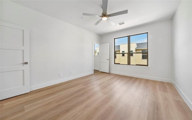 13351 Goodland Street #207, Farmers Branch, TX 75234, 3 Habitaciones Habitaciones , ,3 BañosBaños,Residential,En Venta,13351 Goodland Street,0,21018207