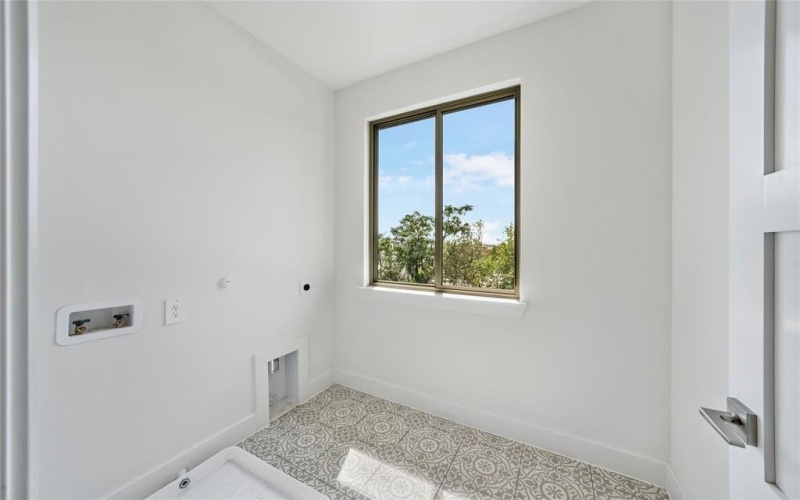 13351 Goodland Street #207, Farmers Branch, TX 75234, 3 Habitaciones Habitaciones , ,3 BañosBaños,Residential,En Venta,13351 Goodland Street,0,21018207
