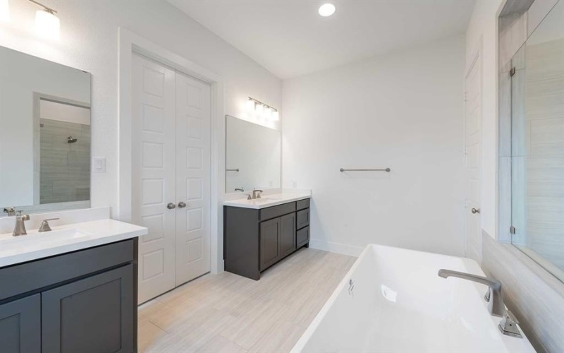 256 Woodoat Road, Waxahachie, TX 75165, 4 Bedrooms Bedrooms, ,3 BathroomsBathrooms,Residential,For Sale,256 Woodoat Road,0,21018225