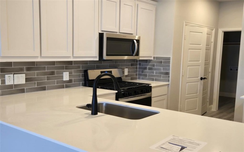3617 Geoffrey Trail, Rowlett, TX 75088, 3 Bedrooms Bedrooms, ,3 BathroomsBathrooms,Residential,For Sale,3617 Geoffrey Trail,21018328
