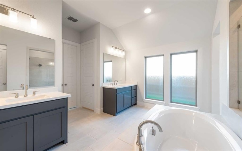 277 Woodoat Road, Waxahachie, TX 75165, 4 Bedrooms Bedrooms, ,3 BathroomsBathrooms,Residential,For Sale,277 Woodoat Road,0,21018370