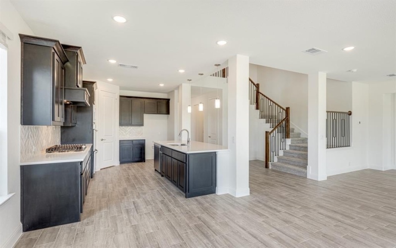 220 Claywood Drive, Glenn Heights, TX 75154, 6 Bedrooms Bedrooms, ,6 BathroomsBathrooms,Residential,For Sale,220 Claywood Drive,0,21018379