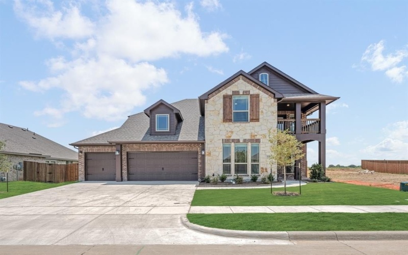 220 Claywood Drive, Glenn Heights, TX 75154, 6 Bedrooms Bedrooms, ,6 BathroomsBathrooms,Residential,For Sale,220 Claywood Drive,0,21018379