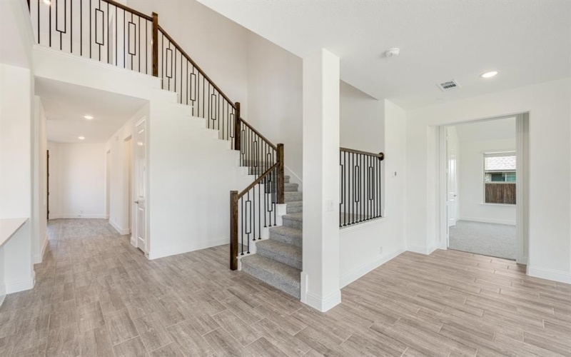 220 Claywood Drive, Glenn Heights, TX 75154, 6 Bedrooms Bedrooms, ,6 BathroomsBathrooms,Residential,For Sale,220 Claywood Drive,0,21018379