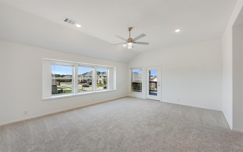 220 Claywood Drive, Glenn Heights, TX 75154, 6 Bedrooms Bedrooms, ,6 BathroomsBathrooms,Residential,For Sale,220 Claywood Drive,0,21018379