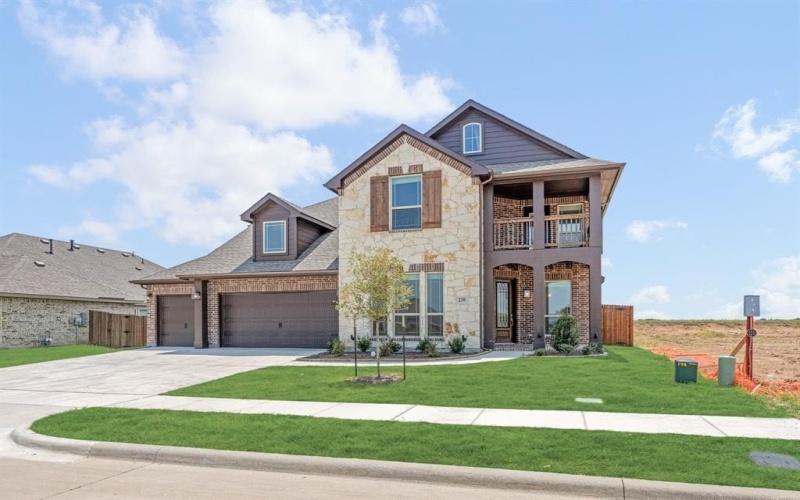220 Claywood Drive, Glenn Heights, TX 75154, 6 Bedrooms Bedrooms, ,6 BathroomsBathrooms,Residential,For Sale,220 Claywood Drive,0,21018379