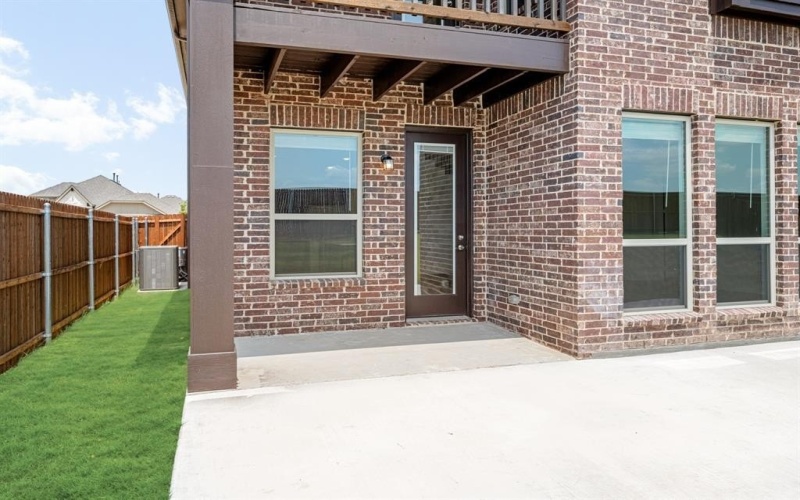 220 Claywood Drive, Glenn Heights, TX 75154, 6 Bedrooms Bedrooms, ,6 BathroomsBathrooms,Residential,For Sale,220 Claywood Drive,0,21018379