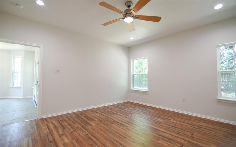 1810 Division Street, Commerce, TX 75428, 3 Bedrooms Bedrooms, ,2 BathroomsBathrooms,Residential,For Sale,1810 Division Street,21018459