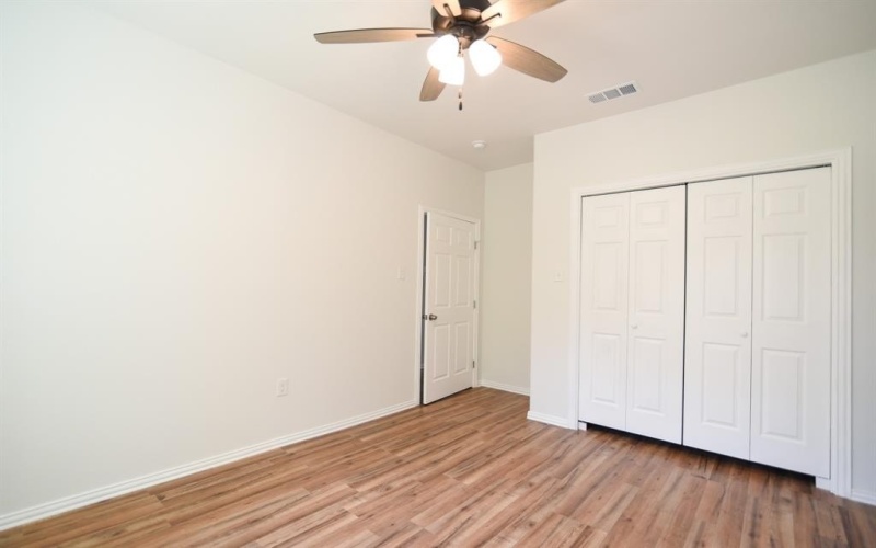 1810 Division Street, Commerce, TX 75428, 3 Bedrooms Bedrooms, ,2 BathroomsBathrooms,Residential,For Sale,1810 Division Street,21018459