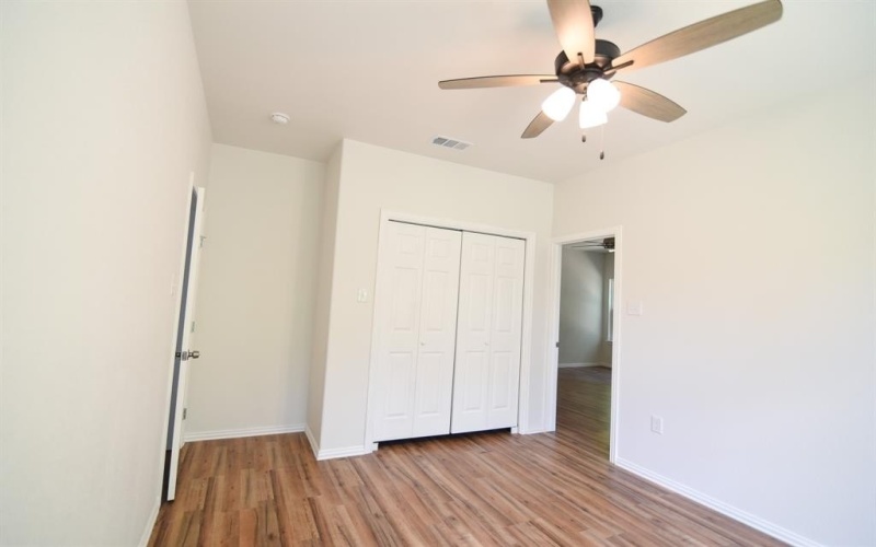1810 Division Street, Commerce, TX 75428, 3 Bedrooms Bedrooms, ,2 BathroomsBathrooms,Residential,For Sale,1810 Division Street,21018459
