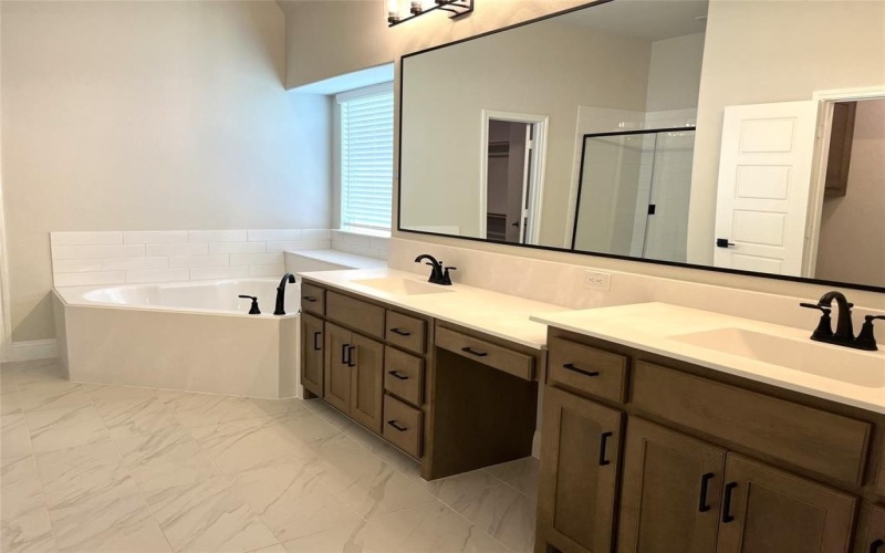 4422 Verbena Street, Midlothian, TX 76065, 3 Habitaciones Habitaciones , ,2 BañosBaños,Residential,En Venta,4422 Verbena Street,0,21018461