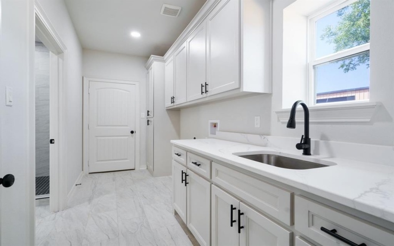 4266 County Road 204, Alvarado, TX 76009, 3 Habitaciones Habitaciones , ,2 BañosBaños,Residential,En Venta,4266 County Road 204,0,21018558