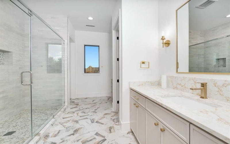4633 Willow Lane, Dallas, TX 75244, 5 Bedrooms Bedrooms, ,6 BathroomsBathrooms,Residential,For Sale,4633 Willow Lane,0,21018574