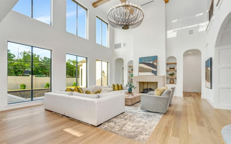 4633 Willow Lane, Dallas, TX 75244, 5 Bedrooms Bedrooms, ,6 BathroomsBathrooms,Residential,For Sale,4633 Willow Lane,0,21018574