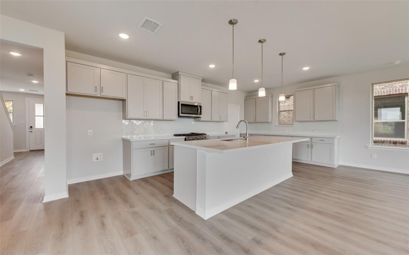 129 Ashbrook Street, Little Elm, TX 75068, 4 Bedrooms Bedrooms, ,2 BathroomsBathrooms,Residential,For Sale,129 Ashbrook Street,21018744