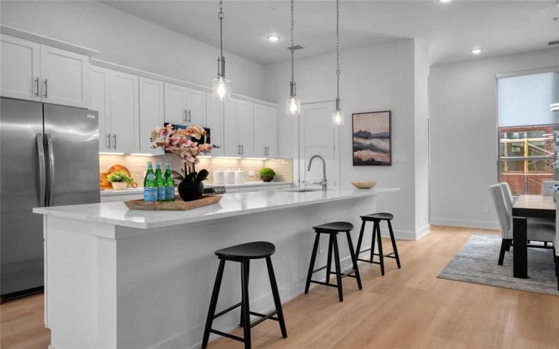 13351 Goodland Street #206, Farmers Branch, TX 75234, 3 Habitaciones Habitaciones , ,3 BañosBaños,Residential,En Venta,13351 Goodland Street,0,21018757