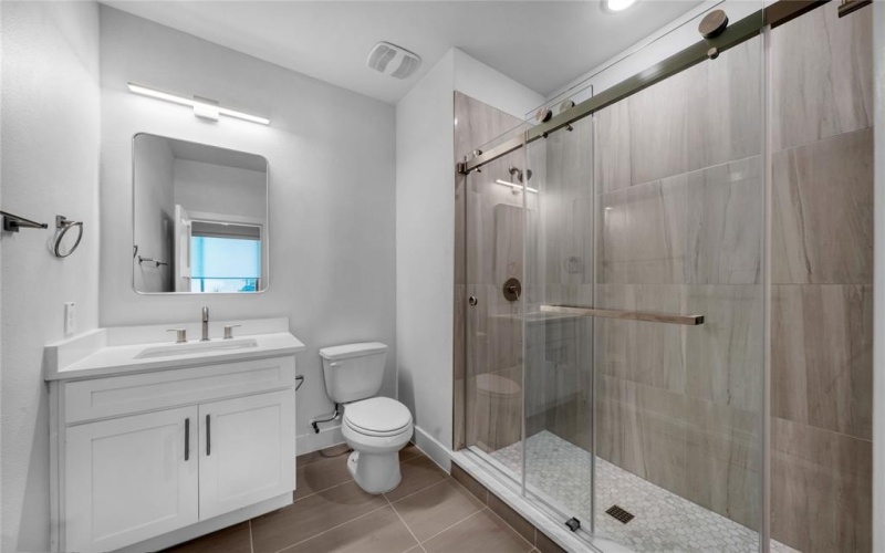13351 Goodland Street #206, Farmers Branch, TX 75234, 3 Habitaciones Habitaciones , ,3 BañosBaños,Residential,En Venta,13351 Goodland Street,0,21018757