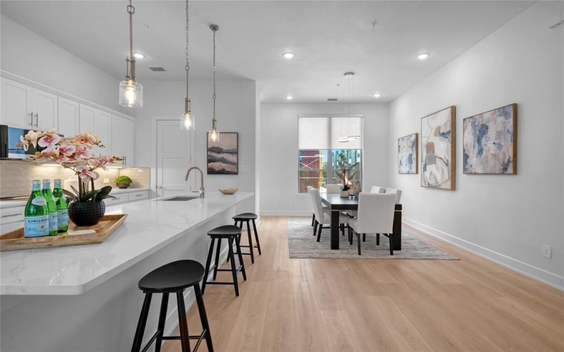 13351 Goodland Street #206, Farmers Branch, TX 75234, 3 Habitaciones Habitaciones , ,3 BañosBaños,Residential,En Venta,13351 Goodland Street,0,21018757