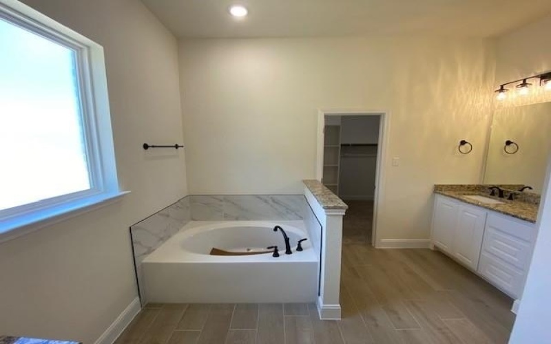 1004 Hennesay Park, Springtown, TX 76082, 4 Habitaciones Habitaciones , ,2 BañosBaños,Residential,En Venta,1004 Hennesay Park,0,21018868