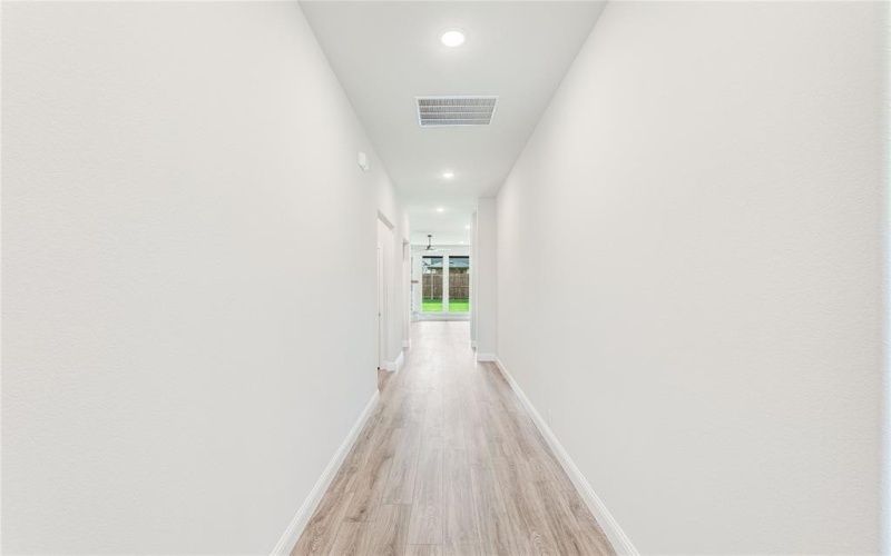 3240 Southampton Drive, Mesquite, TX 75181, 4 Habitaciones Habitaciones , ,3 BañosBaños,Residential,En Venta,3240 Southampton Drive,0,21018885
