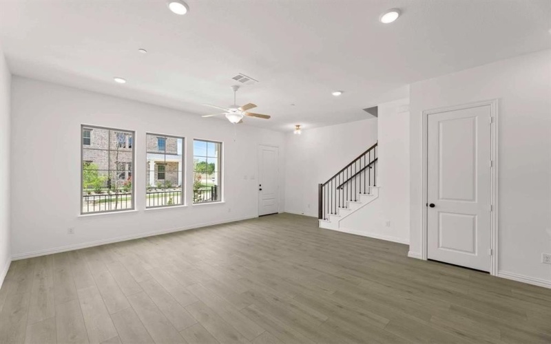 632 Blue Ridge Drive, Mansfield, TX 76063, 3 Bedrooms Bedrooms, ,2 BathroomsBathrooms,Residential,For Sale,632 Blue Ridge Drive,0,21018922