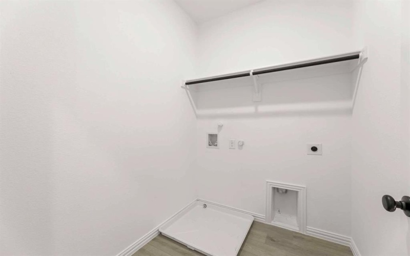 632 Blue Ridge Drive, Mansfield, TX 76063, 3 Bedrooms Bedrooms, ,2 BathroomsBathrooms,Residential,For Sale,632 Blue Ridge Drive,0,21018922