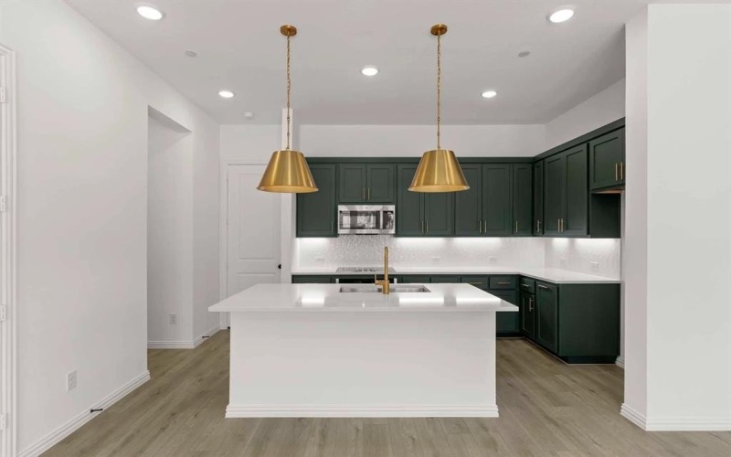 632 Blue Ridge Drive, Mansfield, TX 76063, 3 Bedrooms Bedrooms, ,2 BathroomsBathrooms,Residential,For Sale,632 Blue Ridge Drive,0,21018922