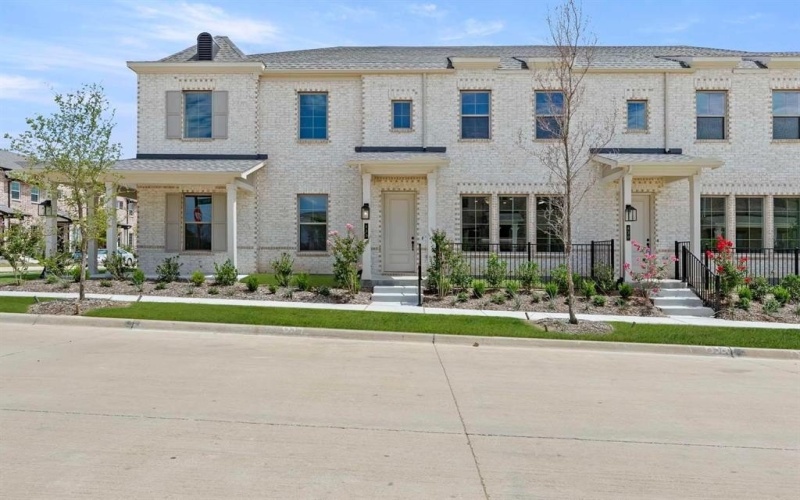 632 Blue Ridge Drive, Mansfield, TX 76063, 3 Bedrooms Bedrooms, ,2 BathroomsBathrooms,Residential,For Sale,632 Blue Ridge Drive,0,21018922