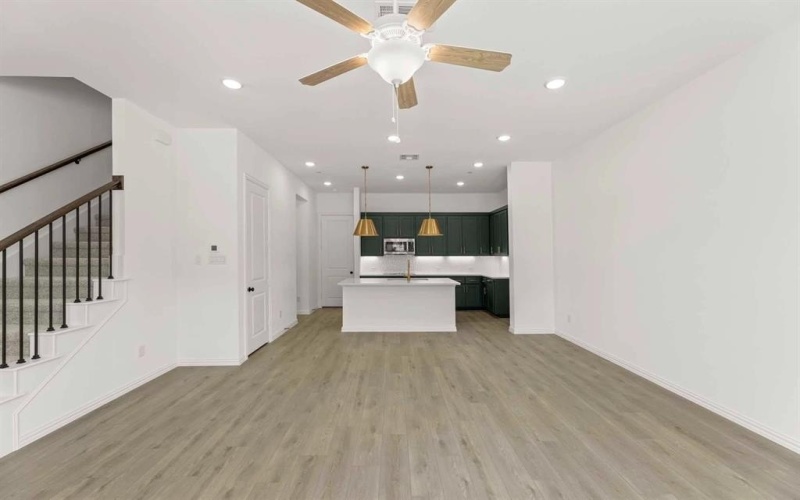 632 Blue Ridge Drive, Mansfield, TX 76063, 3 Bedrooms Bedrooms, ,2 BathroomsBathrooms,Residential,For Sale,632 Blue Ridge Drive,0,21018922