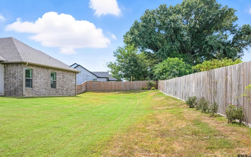 160 White-N-Gail Lane, Bullard, TX 75757, 3 Bedrooms Bedrooms, ,2 BathroomsBathrooms,Residential,For Sale,160 White-N-Gail Lane,25011627