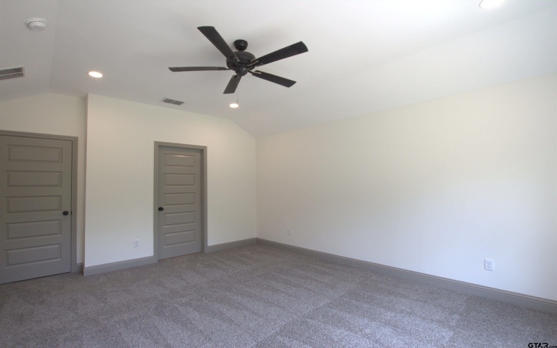 16318 Crossing Cir., Lindale, TX 75771, 3 Bedrooms Bedrooms, ,2 BathroomsBathrooms,Residential,For Sale,16318 Crossing Cir.,25011649