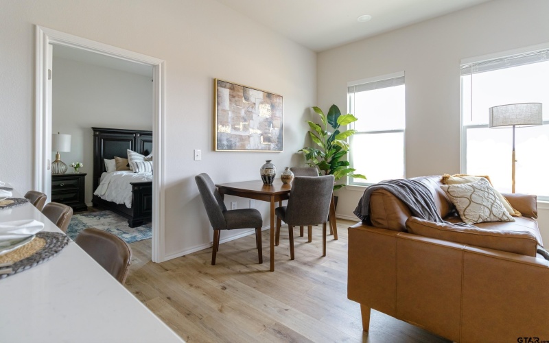167 Blue Bird Ln #2101, Mineola, TX 75773, 1 Bedroom Bedrooms, ,1 BathroomBathrooms,Residential,For Sale,167 Blue Bird Ln #2101,0,25011658