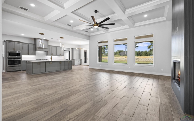 240 Cottonwood Cir, Longview, TX 75605, 4 Bedrooms Bedrooms, ,3 BathroomsBathrooms,Residential,For Sale,240 Cottonwood Cir,20255319