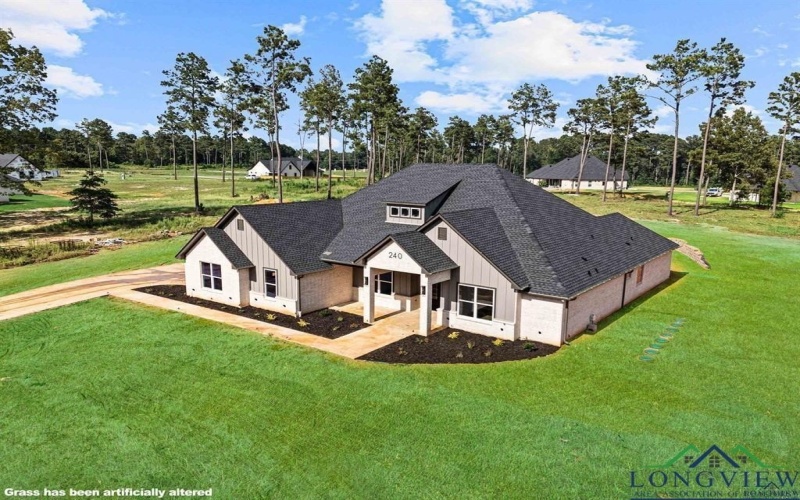 240 Cottonwood Cir, Longview, TX 75605, 4 Bedrooms Bedrooms, ,3 BathroomsBathrooms,Residential,For Sale,240 Cottonwood Cir,20255319